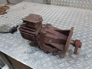 Getriebemotor 180 W / 20 U/min B5 gebraucht B17487