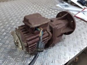 Getriebemotor 180 W / 20 U/min B5 gebraucht B17487