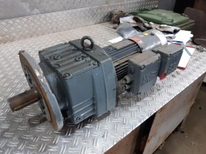 Getriebemotor 0,37 kW 5,4 U/min B5 gebraucht B17489