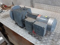 Getriebemotor 0,37 kW 5,4 U/min B5 gebraucht B17489