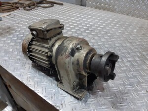 Gear motor 0.37 kW 45 rpm B3 used B17497