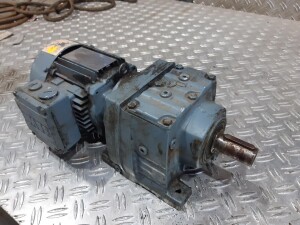 Getriebemotor 0,37 kW 88 U/min B3 gebraucht B17499