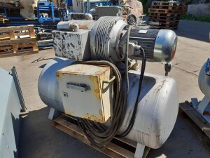 Vacuum pump 7.5 kW 300 m³/h used B17504