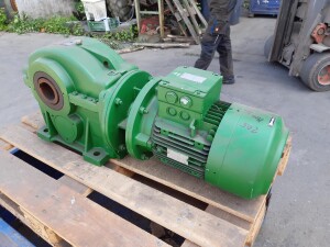 Getriebemotor 9,2 kW 40 U/min B3 gebraucht B17519