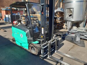Gabelstapler 3500 kg, 4,5 m MITSUBISHI FB35N gebraucht...