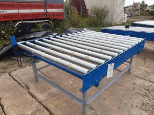 Roller conveyor approx. 2 x 2.3 m, used B17675
