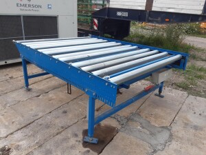 Roller conveyor with cross belt approx. 2.4 x 1.7 m used...