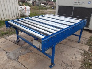 Roller conveyor with cross belt approx. 2.4 x 1.7 m used...