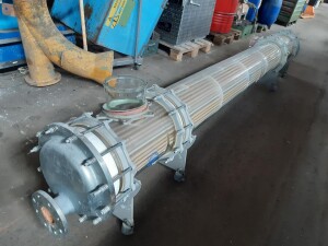 Used glass heat exchanger condenser  B17699