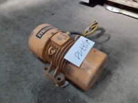 Vibrator 2 kW 125 kg 290/500 V used B17718