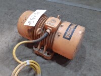 Vibrator 2 kW 125 kg 290/500 V used B17718