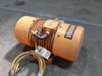Vibrator 2 kW 125 kg 290/500 V used B17720