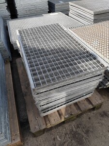 Used grating L60xW100xH3.5 cm, galvanized