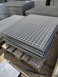 Used grating L80xW100xH3 cm, galvanized
