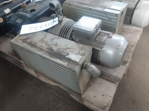 Vacuum pump 1.5 kW 10 mbar used B17776
