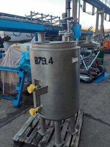 Stainless steel container approx. 230 l, used B17824