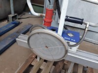 Used 250 kg vacuum lifter B17888
