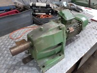Gearmotor with brake, 1.1 kW / 31.5 rpm, used, B17916
