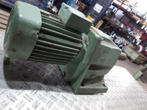 Getriebemotor 1.5 kW / 31,5 U/min gebraucht B17917