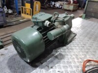 Gearmotor, 1-phase, 220 V, 0.74 kW / 40 rpm, used, B17918
