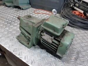 Getriebemotor 0,18 kW 31,5 U/min gebraucht B17926
