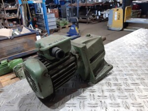 Getriebemotor 0,18 kW 31,5 U/min gebraucht B17926