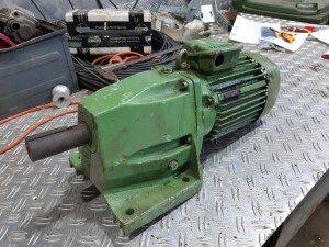 Used gearmotor, 1.1 kW / 40 rpm, B17933