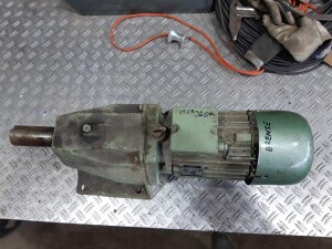 Getriebemotor mit Bremse 1,5 kW / 40 U/min gebraucht B17935