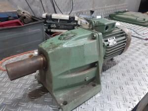 Used gearmotor, 1.5 kW / 50 rpm, B17941
