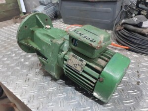 Getriebemotor 0,37 kW / 50 U/min gebraucht B17947