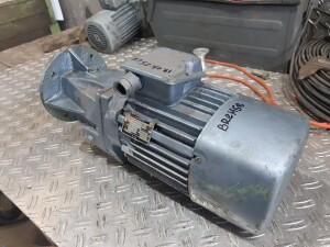 Gearmotor with brake, 1.1 kW / 12.5 rpm, used, B17953