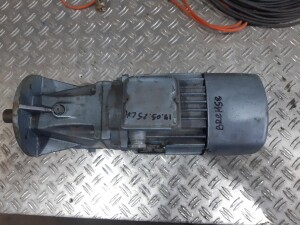 Getriebemotor mit Bremse 1,1 kW / 12.5 U/min gebraucht B17953