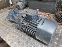 Getriebemotor mit Bremse 1,1 kW / 12.5 U/min gebraucht B17953