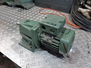 Getriebemotor 0,12 kW / 40 U/min gebraucht B17922