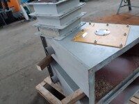 Used Discharge Hopper 1000 x 850 x 350 B18019