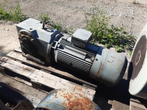 Getriebemotor mit Bremse 18,5 kW 126 U/min gebraucht B18029