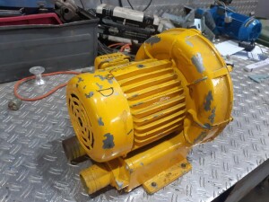 Seitenkanalverdichter Vakuumpumpe 0,35 kW 75m³/min...