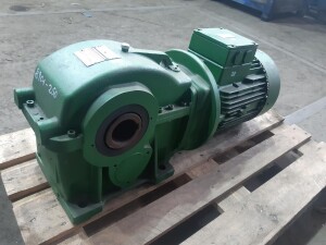 Getriebemotor 15 kW 59 U/min gebraucht 18077