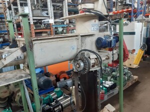 Schneckenpresse mit Abfüllvorrichtung 3 kW gebraucht...