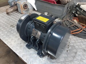 JVM JÖST JX 134-90 unbalance motor 0.8 kW B18125