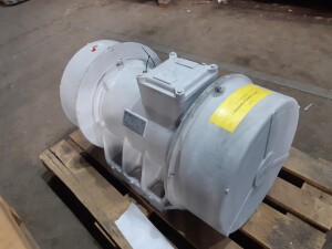 IFE LM882T unbalance motor side view