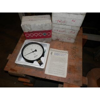B10163 | DDR Feinmeßmanometer Sauerstoff Druck Manometer Kl.0,6 -1bis5kp/cm² neuwertig