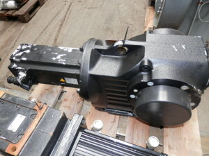 Servo motor Gear motor with brake 44 rpm 400 V B11213