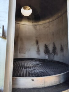 B11590 | VA stainless steel silo filter tank approx. 4000 L with frame, used