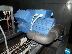 B12243 |  double system refrigeration compressor screw compressor piston compressor double heat exchanger air conditioning systems 2 x 18.5 kW